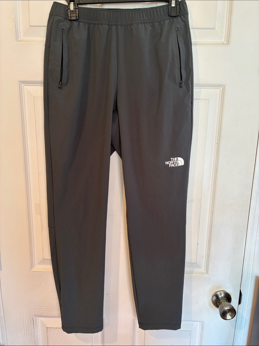 The North Face Size Small Men's Charcoal Gray Performance Joggers